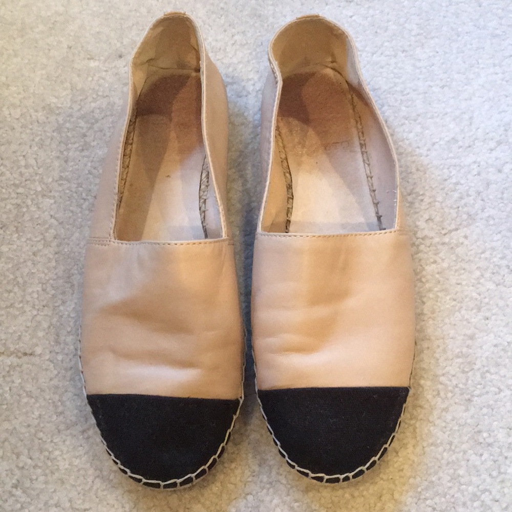 Vince Camuto Black toe, beige leather espadrille 8